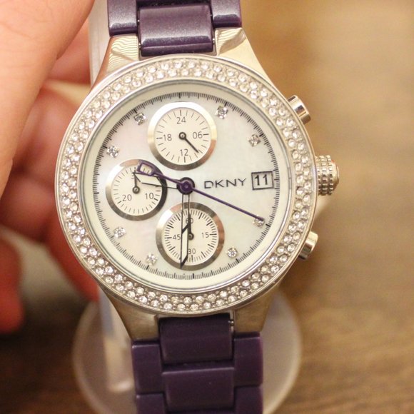 DKNY NY8101 Trendy Purple Band Ceramic Crystal Chronograph Women\'s Watch main image 5